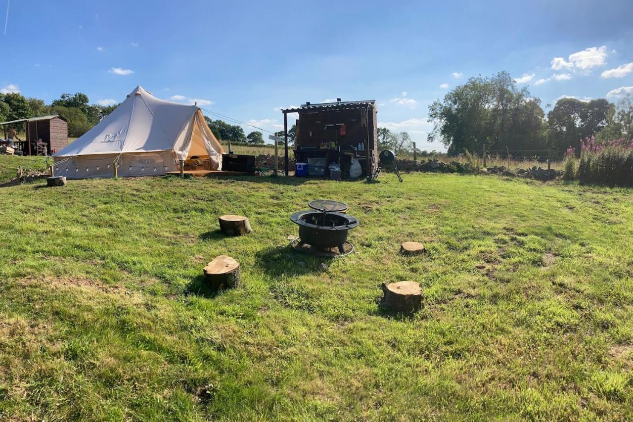 Roaches Retreat Family Glampsite, Rocky Reach Bell Tent With Outdoor Adventures And Campfire Nights Upper Hulme Ngoại thất bức ảnh