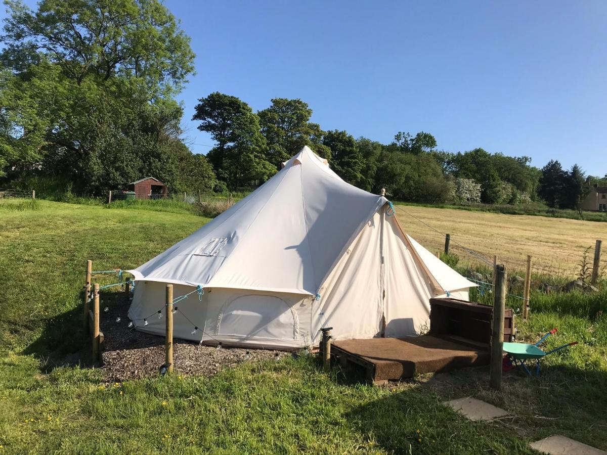 Roaches Retreat Family Glampsite, Rocky Reach Bell Tent With Outdoor Adventures And Campfire Nights Upper Hulme Ngoại thất bức ảnh